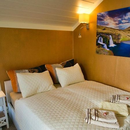 Mycozyplace - Gemuetliches Zimmer Fuer Zwei Dresden Bagian luar foto