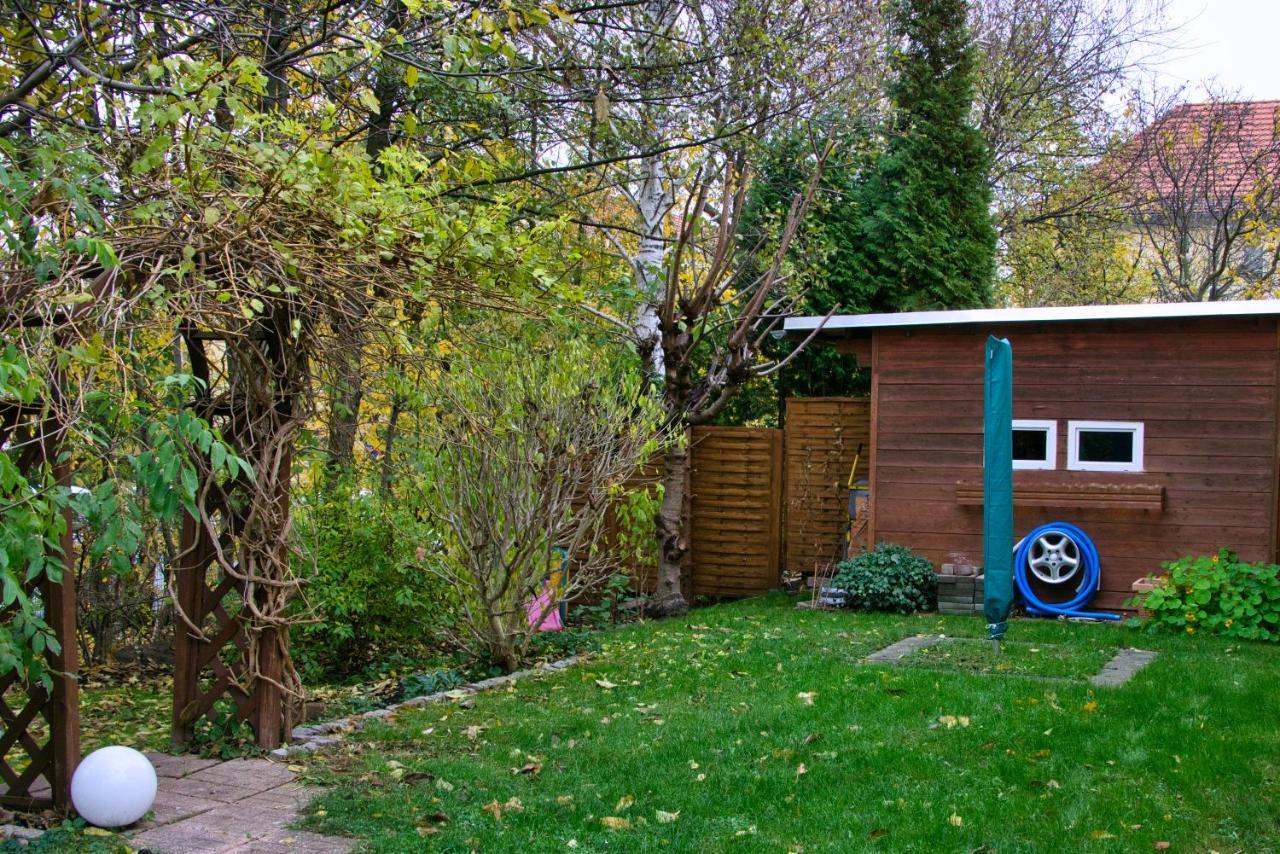 Mycozyplace - Gemuetliches Zimmer Fuer Zwei Dresden Bagian luar foto