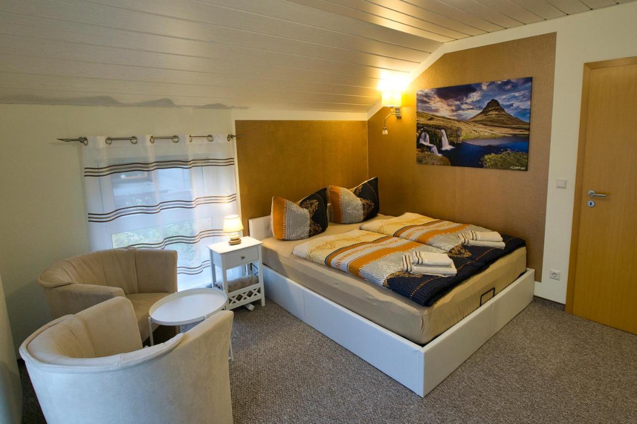 Mycozyplace - Gemuetliches Zimmer Fuer Zwei Dresden Bagian luar foto